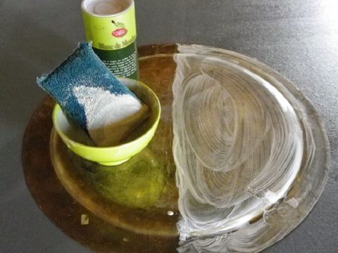 Trụ cầu thang bằng đồng đúc nguyên khối 15 cách bảo quản chậu đồng cổ