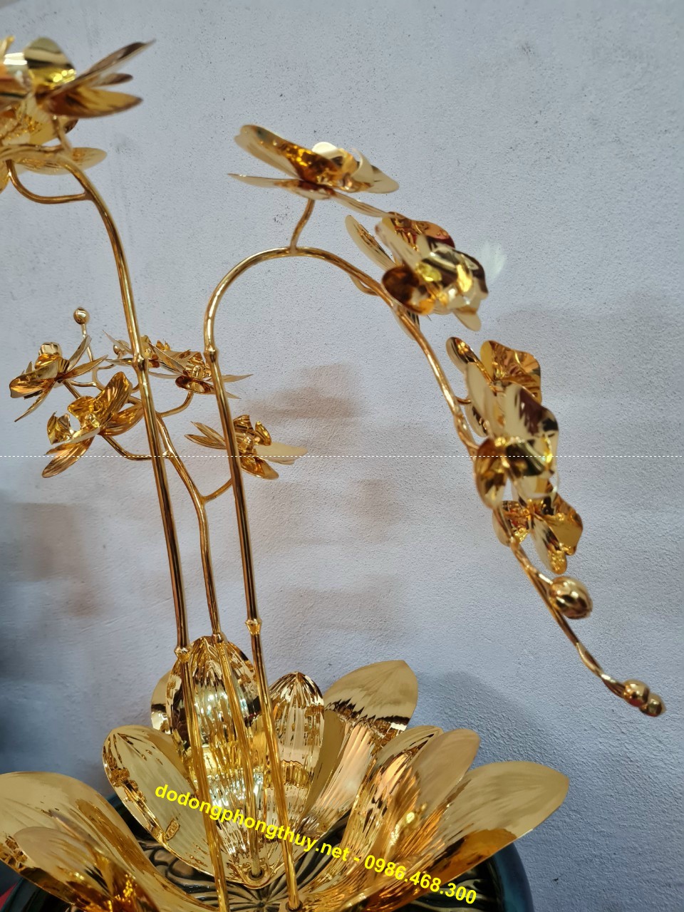 hoa phong lan bằng đồng mạ vàng