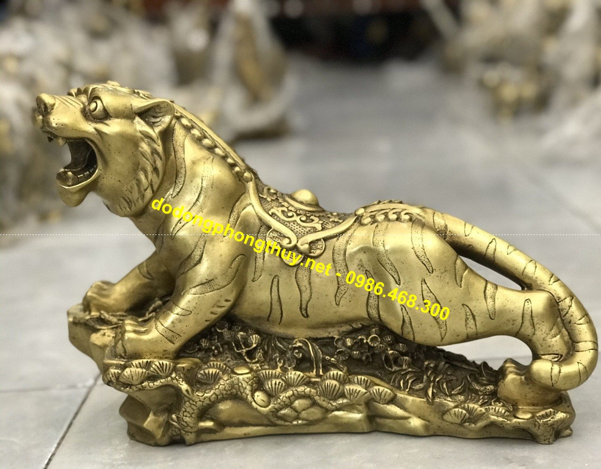 tượng hổ bằng đồng vàng