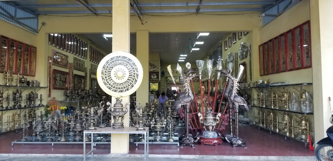 Giới thiệu về Xưởng đúc & chế tác đồ đồng mỹ nghệ Phúc Thành 1 Làng nghề đúc đồng Đại Bái