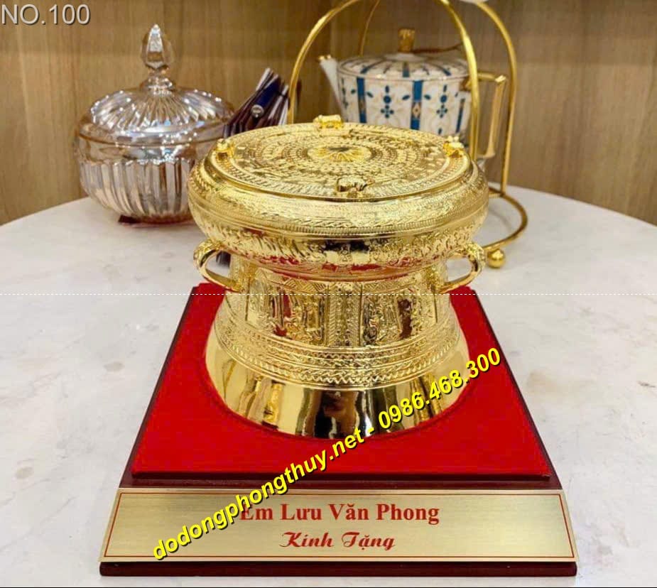 Trống đồng mạ vàng 24k quà tặng sang trọng Trong dong ma vang 24k qua tang sang trong